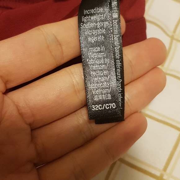 Victoria Secret Sport Incredible Lightweight - Picture 2 of 3